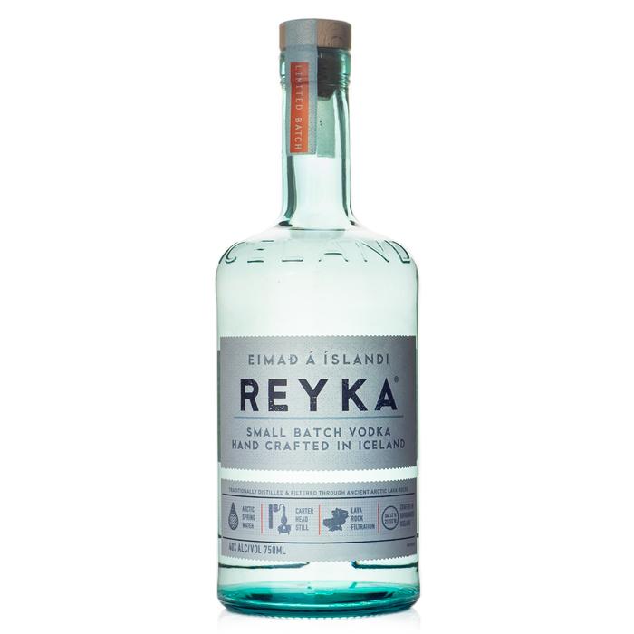 VODKA REYKA HAND CRAFTED IN ICELAND 750 ML